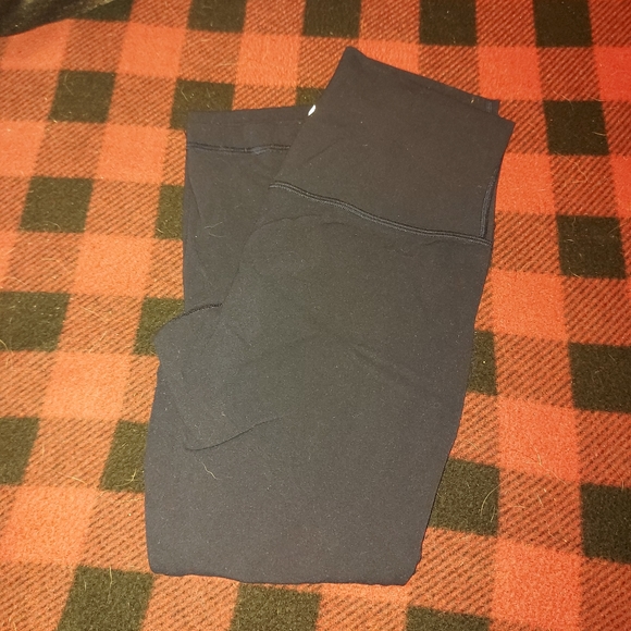 Lululemon - Picture 1 of 3